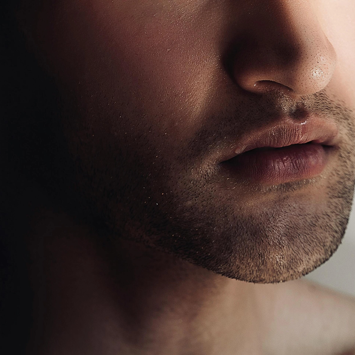 mens-nostril-wax