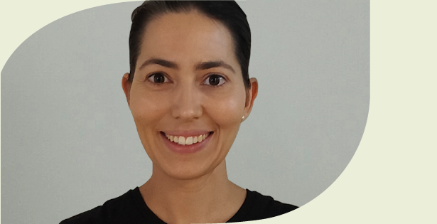 Massage therapist Catia